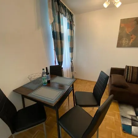 Апартаменты Altstadt 2 *