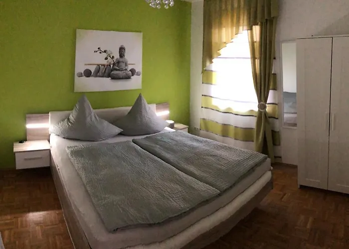 Altstadt 2 بيرنا